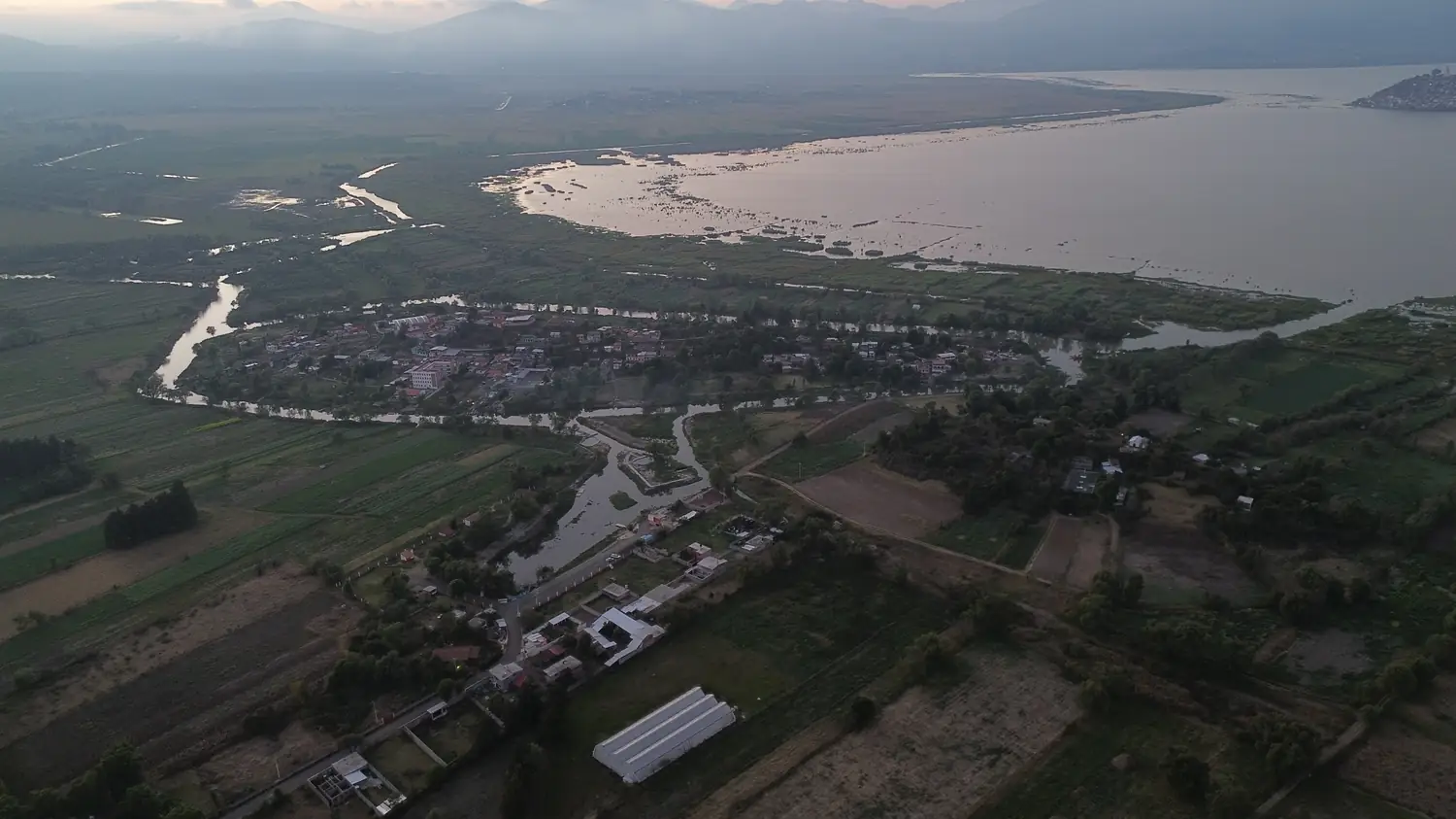 Uranden lago patzcuaro